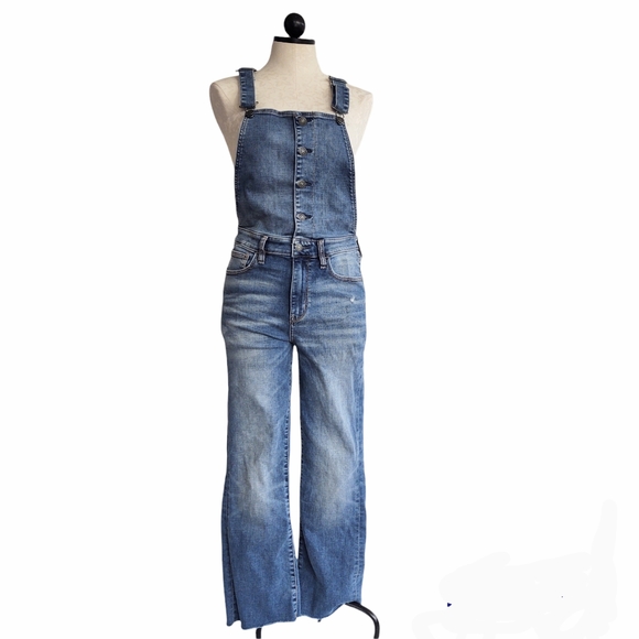 American Eagle Outfitters Denim - American Eagle Hi Rise Crop Flare Super Stretch Overall Size 8